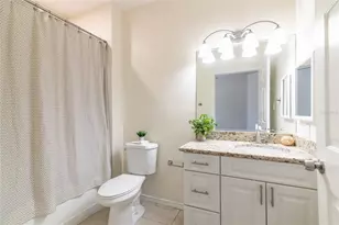 4345 Bayside Village Dr, Tampa, FL 33615 - Photo 18