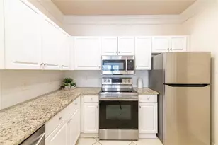 4345 Bayside Village Dr, Tampa, FL 33615 - Photo 14