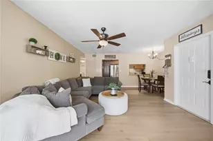 3100 Lake Pine Way, Tarpon Springs, FL 34688 - Photo 4