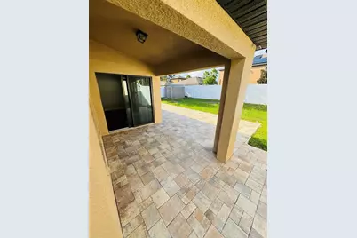 11216 Carrick Stone Street, Wimauma, FL 33598 - Photo 12