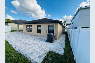 11216 Carrick Stone Street, Wimauma, FL 33598 - Photo 14