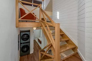 200 Meres Blvd, Tarpon Springs, FL 34689 - Photo 28