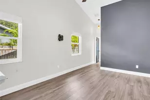640 Kenneth Way, Tarpon Springs, FL 34689 - Photo 20