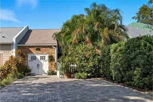 8717 Bay Pointe Dr, Tampa, FL 33615 - Photo 46