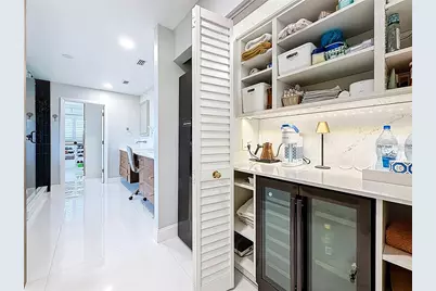 8693 15th Street N, Saint Petersburg, FL 33702 - Photo 58