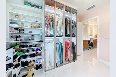 8693 15th Street N, Saint Petersburg, FL 33702 - Photo 46