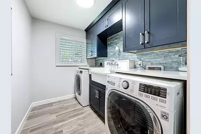 8693 15th Street N, Saint Petersburg, FL 33702 - Photo 82