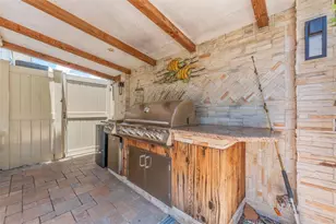 8720 Hickorywood Ln, Tampa, FL 33615 - Photo 28