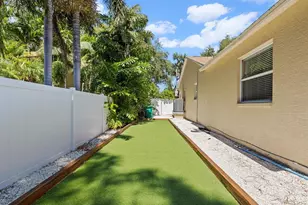 13734 76th Ave, Seminole, FL 33776 - Photo 40