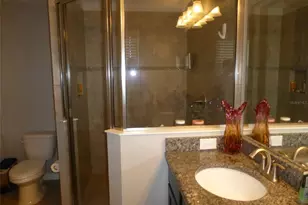 10454 Whittington Ct, Largo, FL 33773 - Photo 8