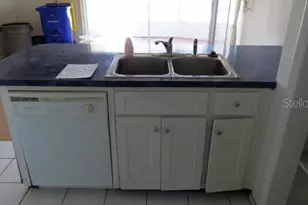 3915 Headsail Dr, New Port Richey, FL 34652 - Photo 8