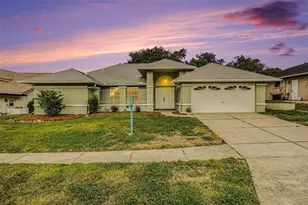 1247 Venetia Dr, Spring Hill, FL 34608 - Photo 2