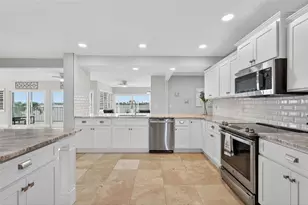 800 Madonna Blvd, Tierra Verde, FL 33715 - Photo 12