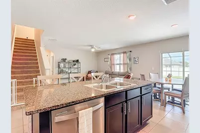 1810 Johnson Pointe Drive, Plant City, FL 33566 - Photo 16