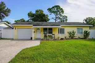 153 SW Monroe Cir N, Saint Petersburg, FL 33703 - Photo 1