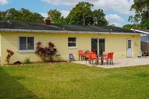 153 SW Monroe Cir N, Saint Petersburg, FL 33703 - Photo 30