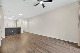 9810 Fan Palm Way, Tampa, FL 33610 - Photo 8
