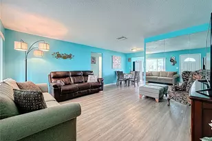 9625 45th Way, Pinellas Park, FL 33782 - Photo 12