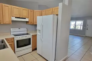 3214 W Van Buren Dr, Tampa, FL 33611 - Photo 14