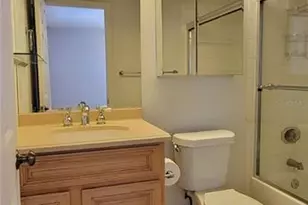 3214 W Van Buren Dr, Tampa, FL 33611 - Photo 22