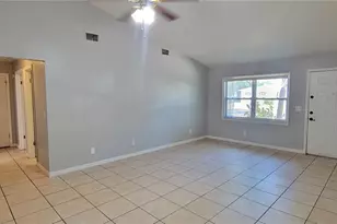 3214 W Van Buren Dr, Tampa, FL 33611 - Photo 8