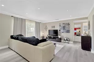 4147 Augustine Ave, Sarasota, FL 34231 - Photo 8