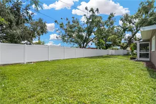 4147 Augustine Ave, Sarasota, FL 34231 - Photo 26