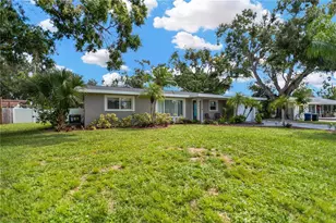 4147 Augustine Ave, Sarasota, FL 34231 - Photo 2