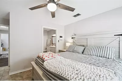 9064 Lake Chase Island Way, Tampa, FL 33626 - Photo 26