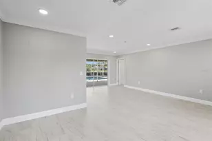 6994 Country Lakes Cir, Sarasota, FL 34243 - Photo 12