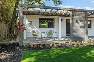 3027 Burlington Ave N, Saint Petersburg, FL 33713 - Photo 4