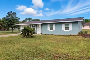 10765 W Spring Cir, Crystal River, FL 34428 - Photo 6