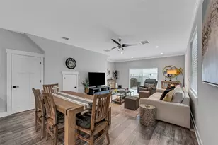 2704 W Gray St, Tampa, FL 33609 - Photo 12