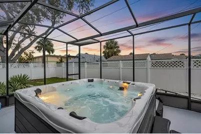 3002 58th Street S, Gulfport, FL 33707 - Photo 2