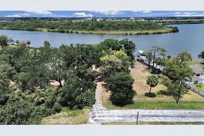 6610 Myrna Dr, Tampa, FL 33619 - Photo 6