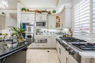 10628 Pontofino Cir, Trinity, FL 34655 - Photo 12