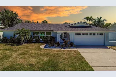 4568 40th Street S, Saint Petersburg, FL 33711 - Photo 1