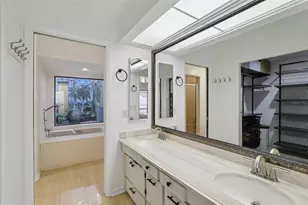 11507 Robles Del Rio Pl, Temple Terrace, FL 33617 - Photo 22