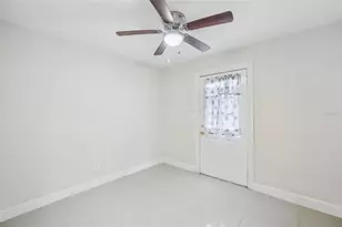 5441 39th Ave N, Saint Petersburg, FL 33709 - Photo 20