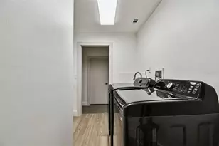 320 Palm Island NE, Clearwater Beach, FL 33767 - Photo 50