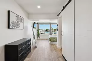 320 Palm Island NE, Clearwater Beach, FL 33767 - Photo 12