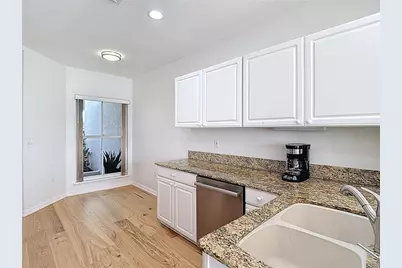 1119 Shipwatch Circle, Tampa, FL 33602 - Photo 10