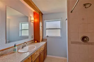 2063 Envoy Ct, Clearwater, FL 33764 - Photo 16