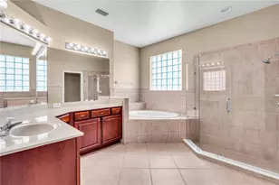 10561 Bermuda Isle Dr, Tampa, FL 33647 - Photo 12