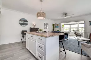 11975 3rd St E, Treasure Island, FL 33706 - Photo 8