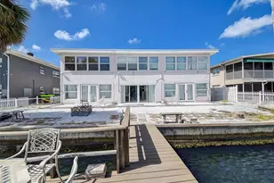 11975 3rd St E, Treasure Island, FL 33706 - Photo 1