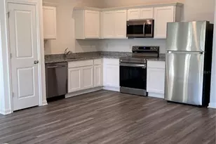 6157 Daerr Rdg St, Zephyrhills, FL 33542 - Photo 6
