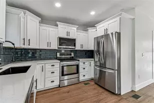 1734 Maiden Ln, Largo, FL 33774 - Photo 14