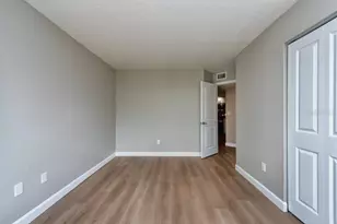 2571 Cyprus Dr, Palm Harbor, FL 34684 - Photo 18