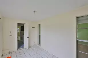 1908 Canterbury Ln, Sun City Center, FL 33573 - Photo 22